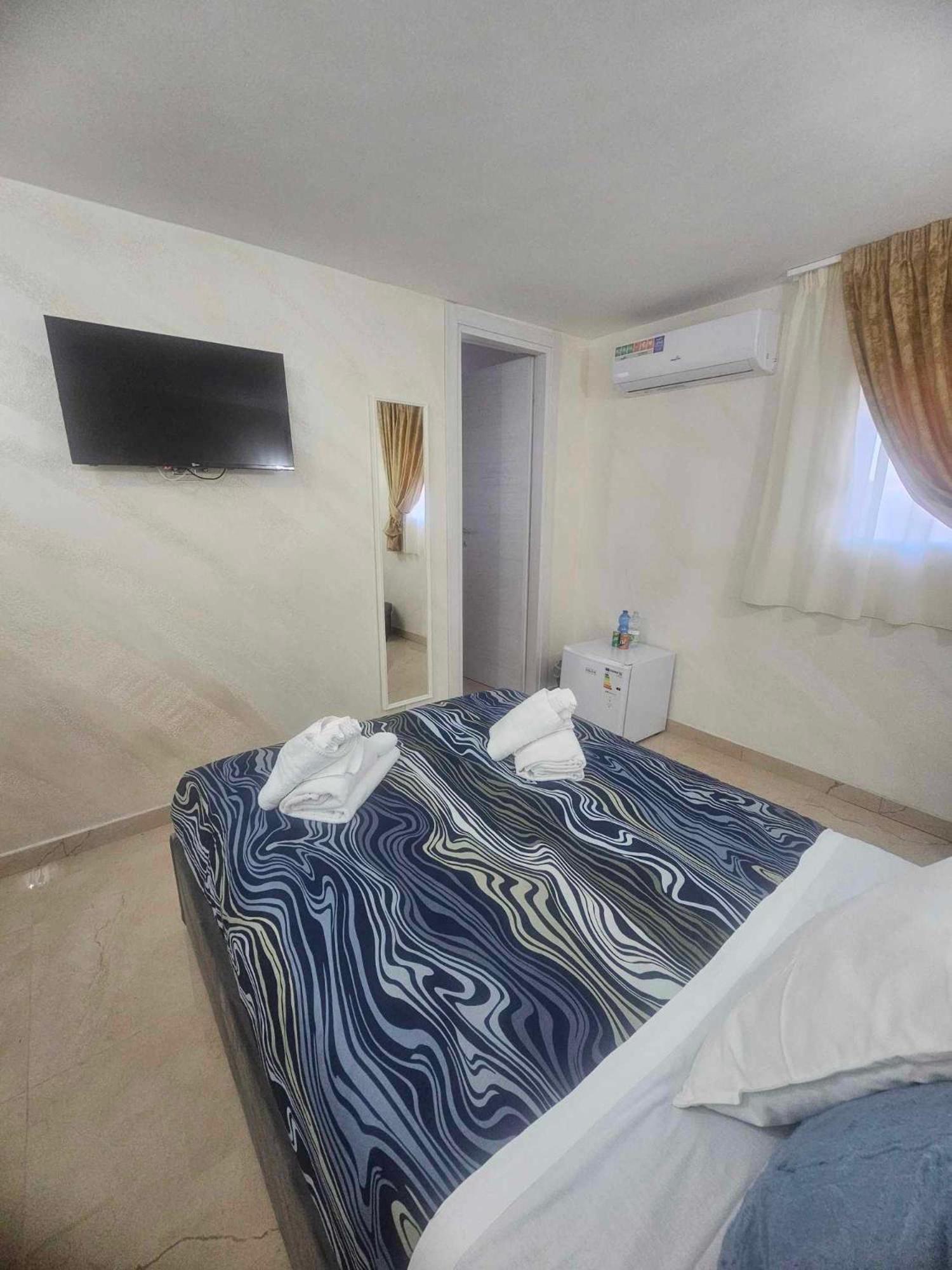 ホテル Golden House Sicily カターニア エクステリア 写真